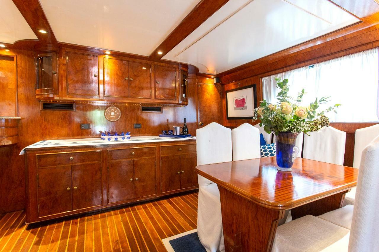 Yacht Sarah Venezia La Giudecca Exterior photo